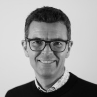 Simon Huntsman avatar image