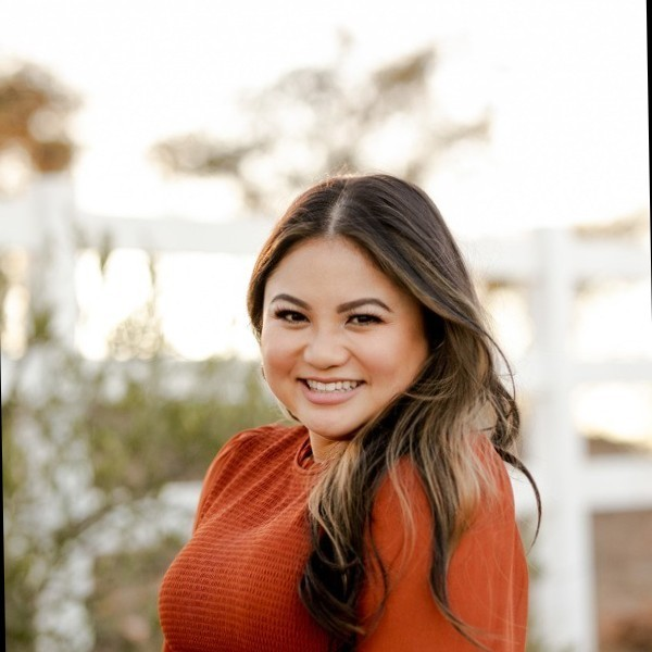 Paola Tiano avatar image