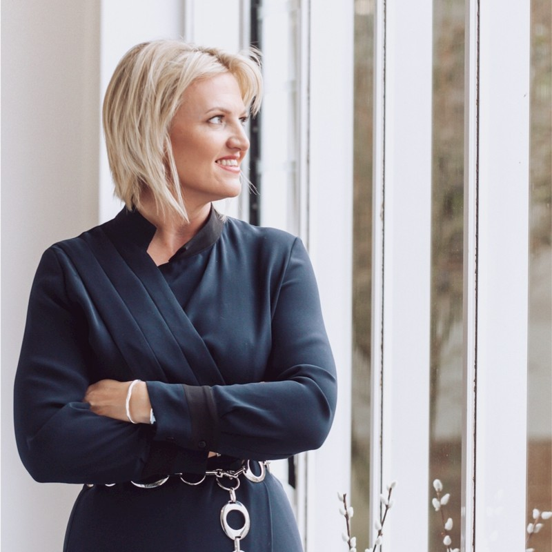 Anna Fullerton-Batten avatar image