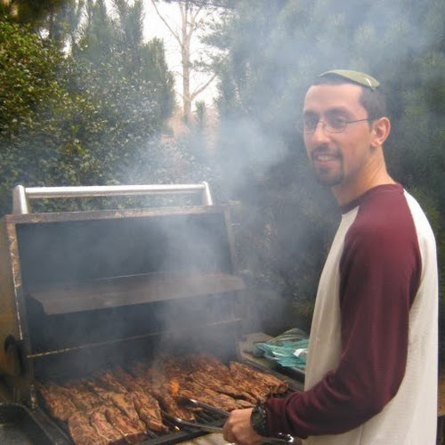 Avi Anouchi avatar image