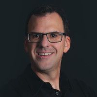 Uwe Tueben avatar image