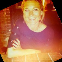 Andrea Meuzelaar avatar image