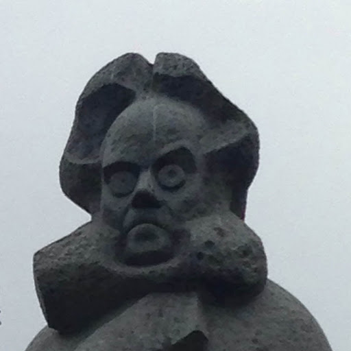 Zac Whinnem avatar image