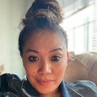 Lara Evans avatar image