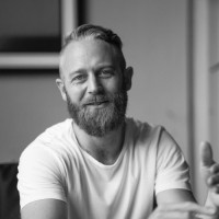 Simon Mortimer avatar image