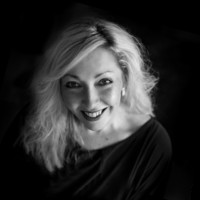 Dee Green avatar image