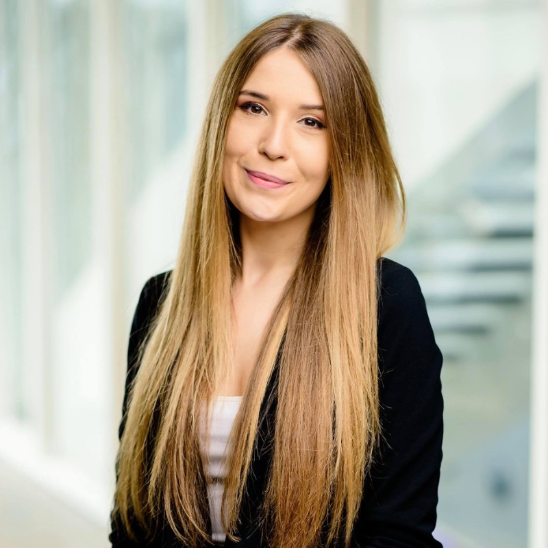 Vyara Hristova avatar image