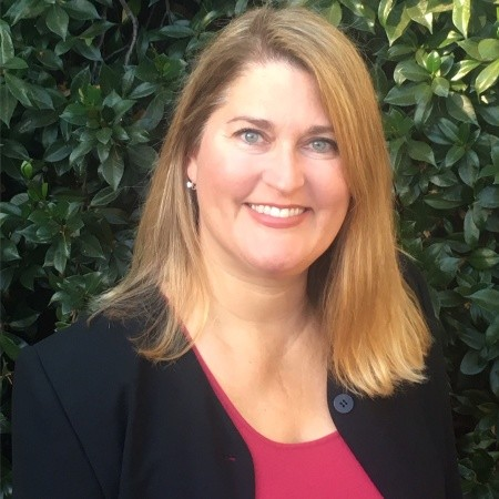 Heidi Arnold avatar image