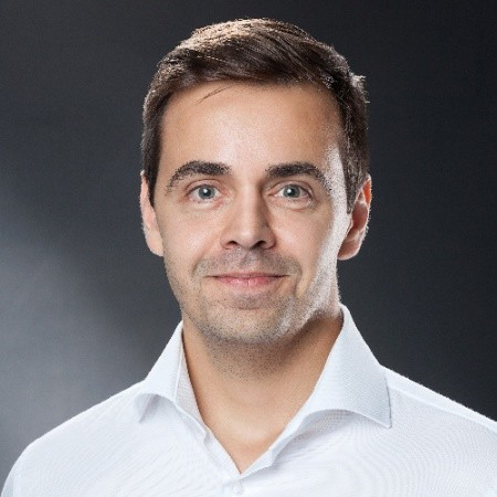 Jose Pradez avatar image