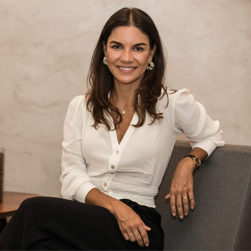 Paula Vieira avatar image