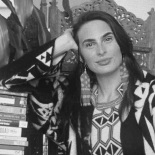 Ariana Barat avatar image