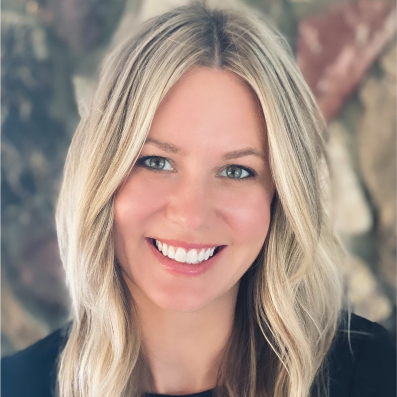 Katie Grosvenor avatar image