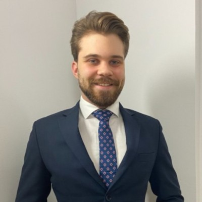 Luca Clausen avatar image