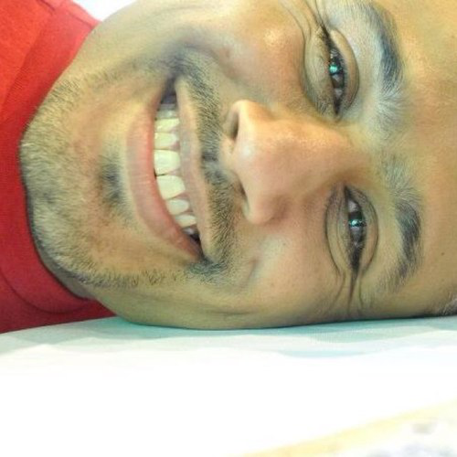 Yas Tabasam avatar image