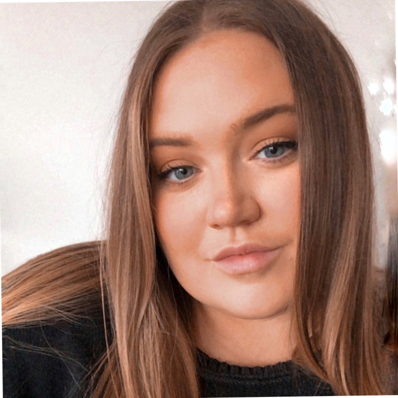 Rayna Larson avatar image