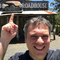 Simon Richardson avatar image