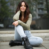 Amanda E. avatar image