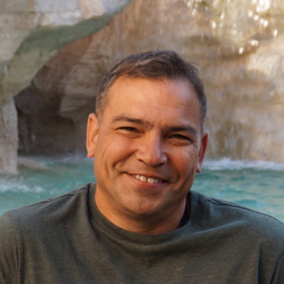 Ray Valle avatar image