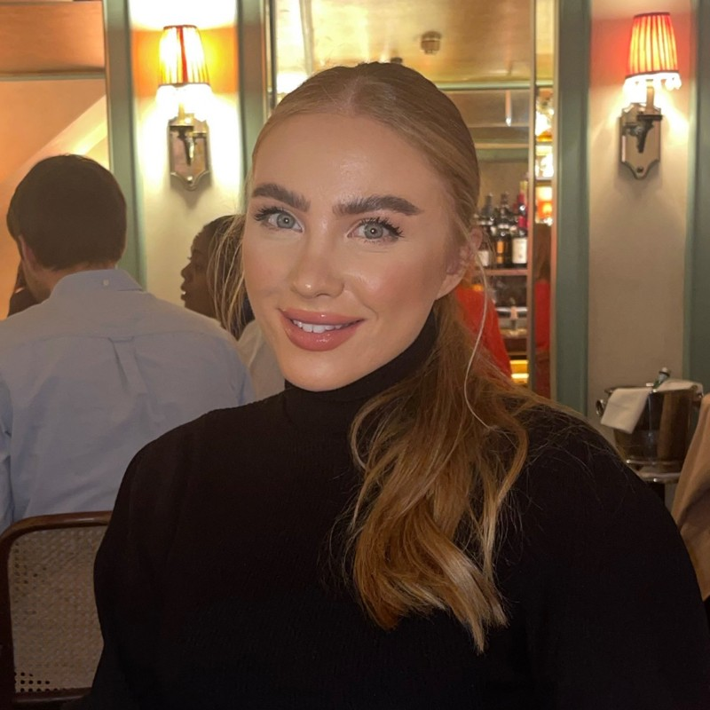 Chloe Cairns avatar image