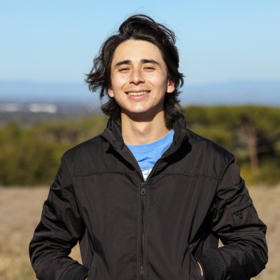 Louis Cruz avatar image