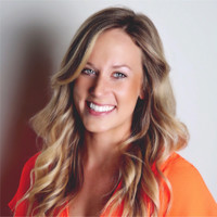 Lauren Cowles avatar image