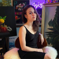 Nicole James avatar image