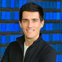 Arek Zarowski avatar image