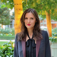 Lorena Dore avatar image