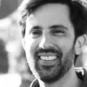 Maz Ameli avatar image