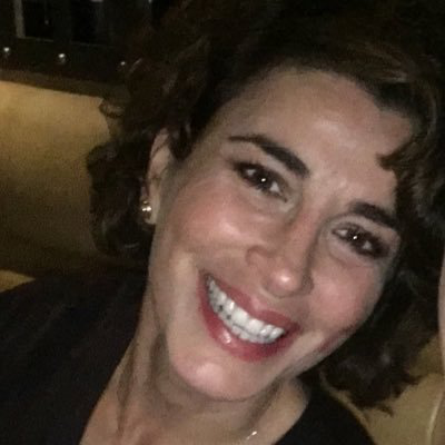 Elomida Visviki avatar image