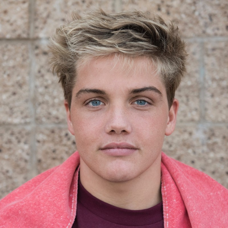 Alexandru Bucur avatar image