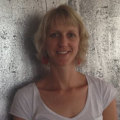 Lili Manns avatar image