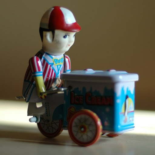 Simon Lawrence avatar image