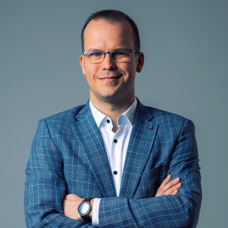 László Szabó avatar image