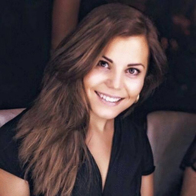 Silvia Santos avatar image