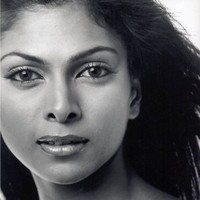 Profile Image for Nina Manuel