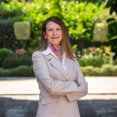 Yvette Mucharraz avatar image