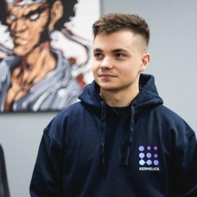 Artem Ponomarev avatar image