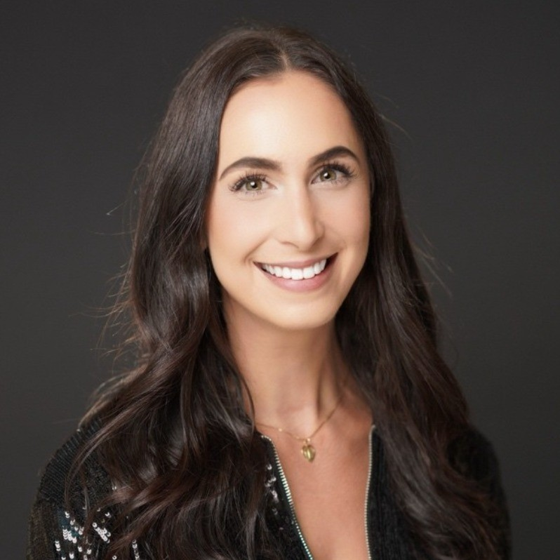 Eva Warburg avatar image