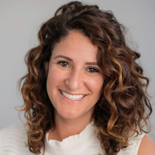 Nina Zoppi avatar image