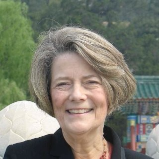 Claudia Bach avatar image