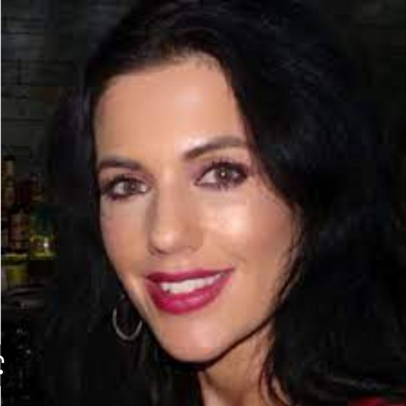 Lauren Couch avatar image