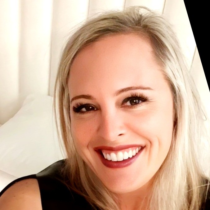 Lisa Bradley avatar image