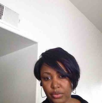 Zee Beckett avatar image