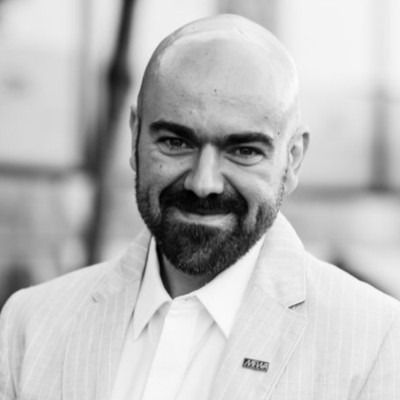 Kurt Paris avatar image