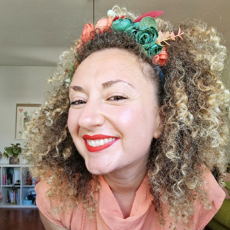 Anna  Manicone avatar image