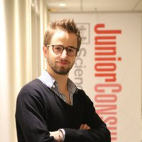 Henri de Bouteiller avatar image