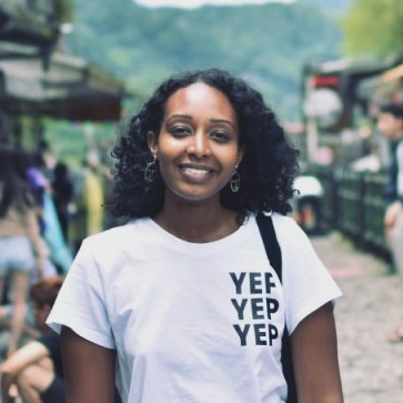 Isra Abbaro avatar image