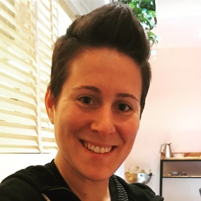 Vanessa Selbst avatar image