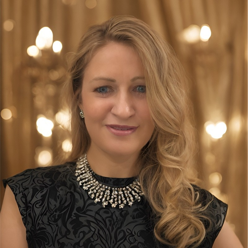 Isabel Fox avatar image